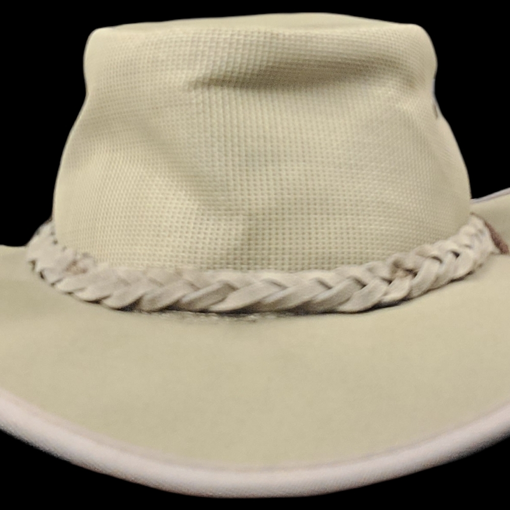 Elegant Cream Hat with Braided Detail